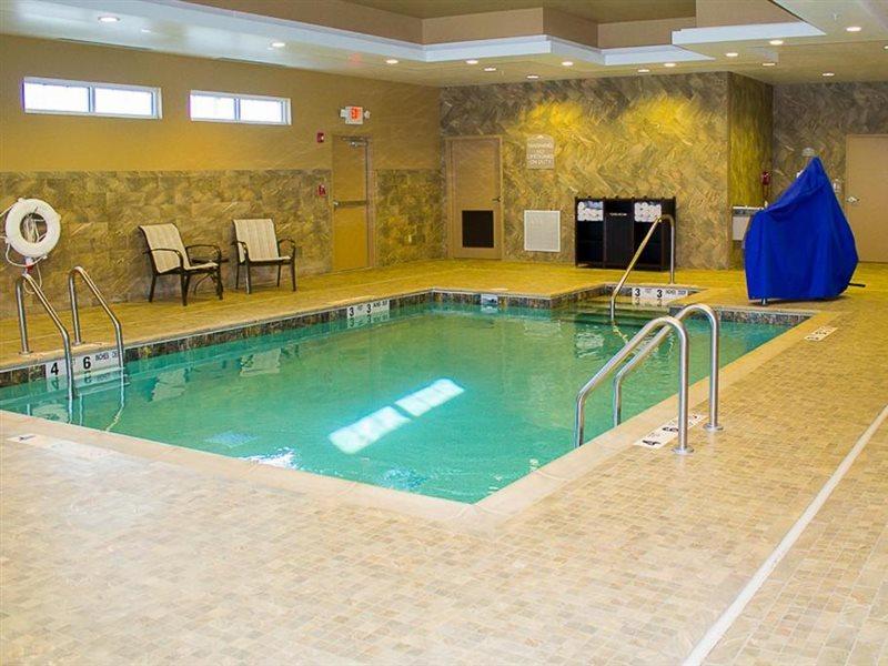Microtel Inn & Suites By Wyndham - פן יאן מראה חיצוני תמונה
