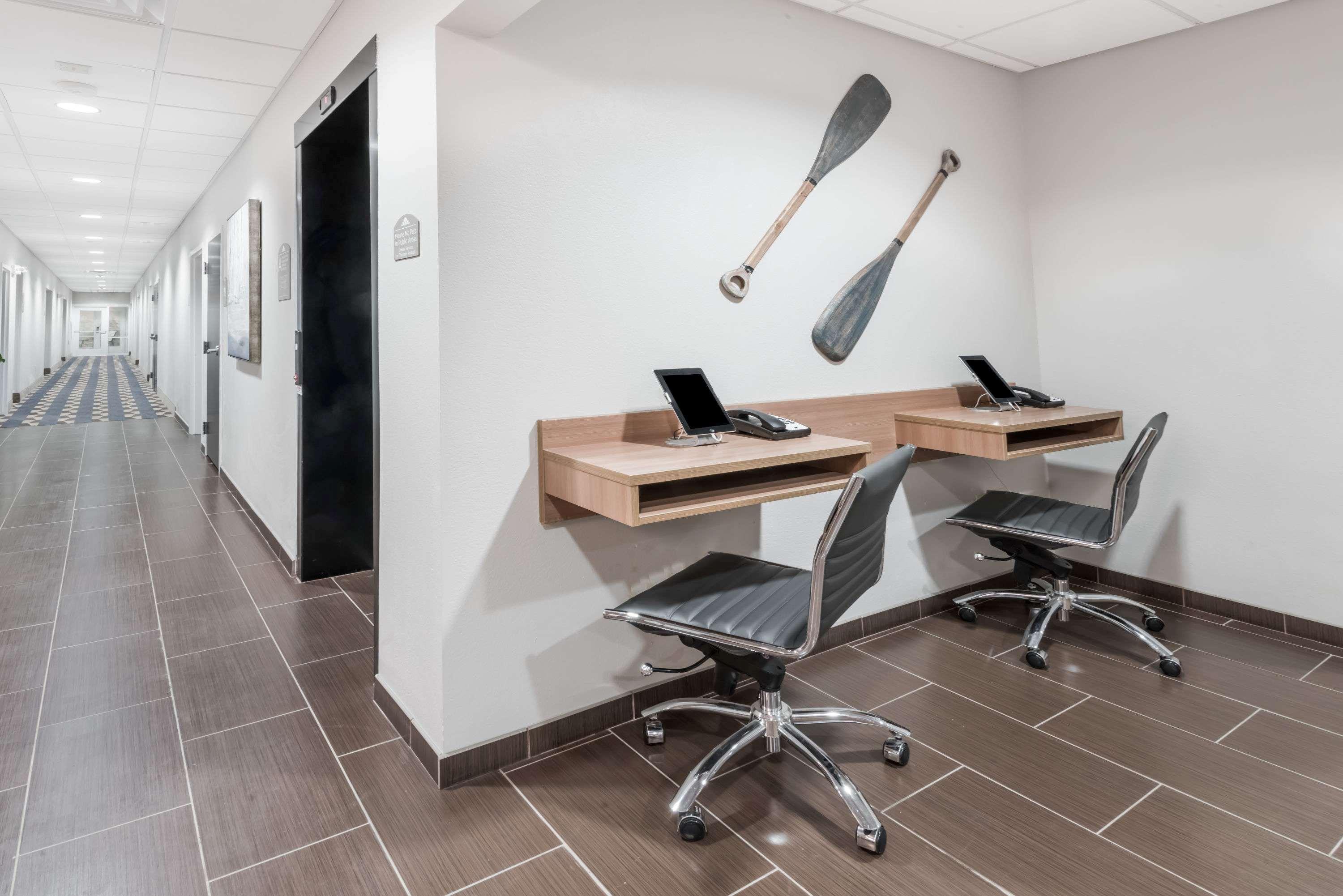 Microtel Inn & Suites By Wyndham - פן יאן מראה חיצוני תמונה