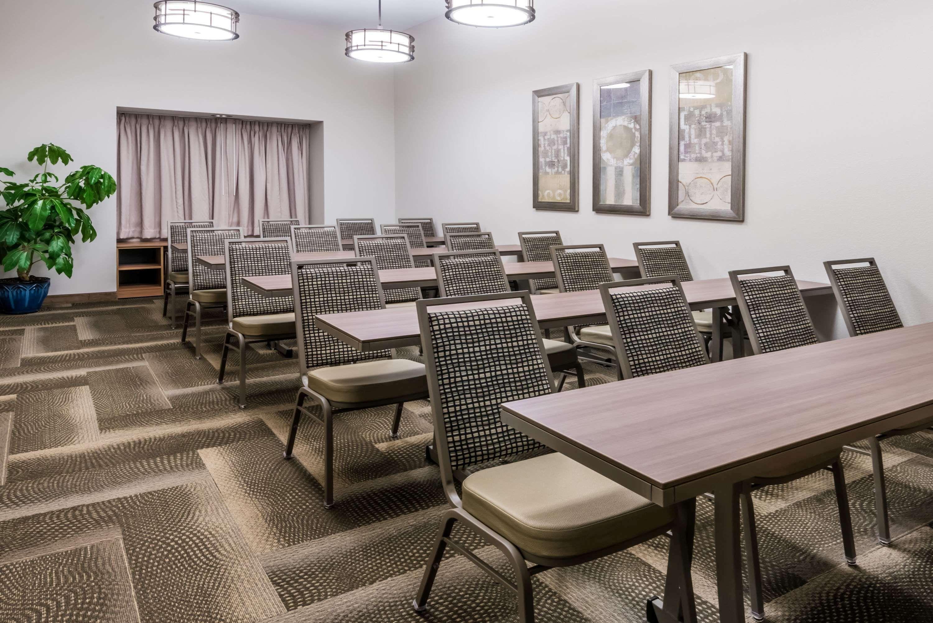 Microtel Inn & Suites By Wyndham - פן יאן מראה חיצוני תמונה