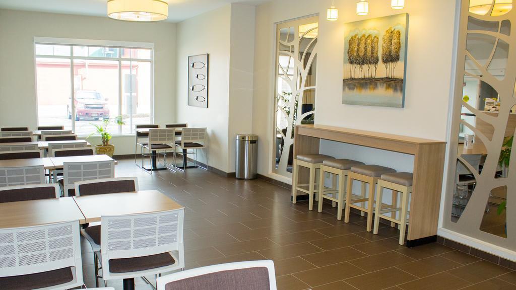 Microtel Inn & Suites By Wyndham - פן יאן מראה חיצוני תמונה