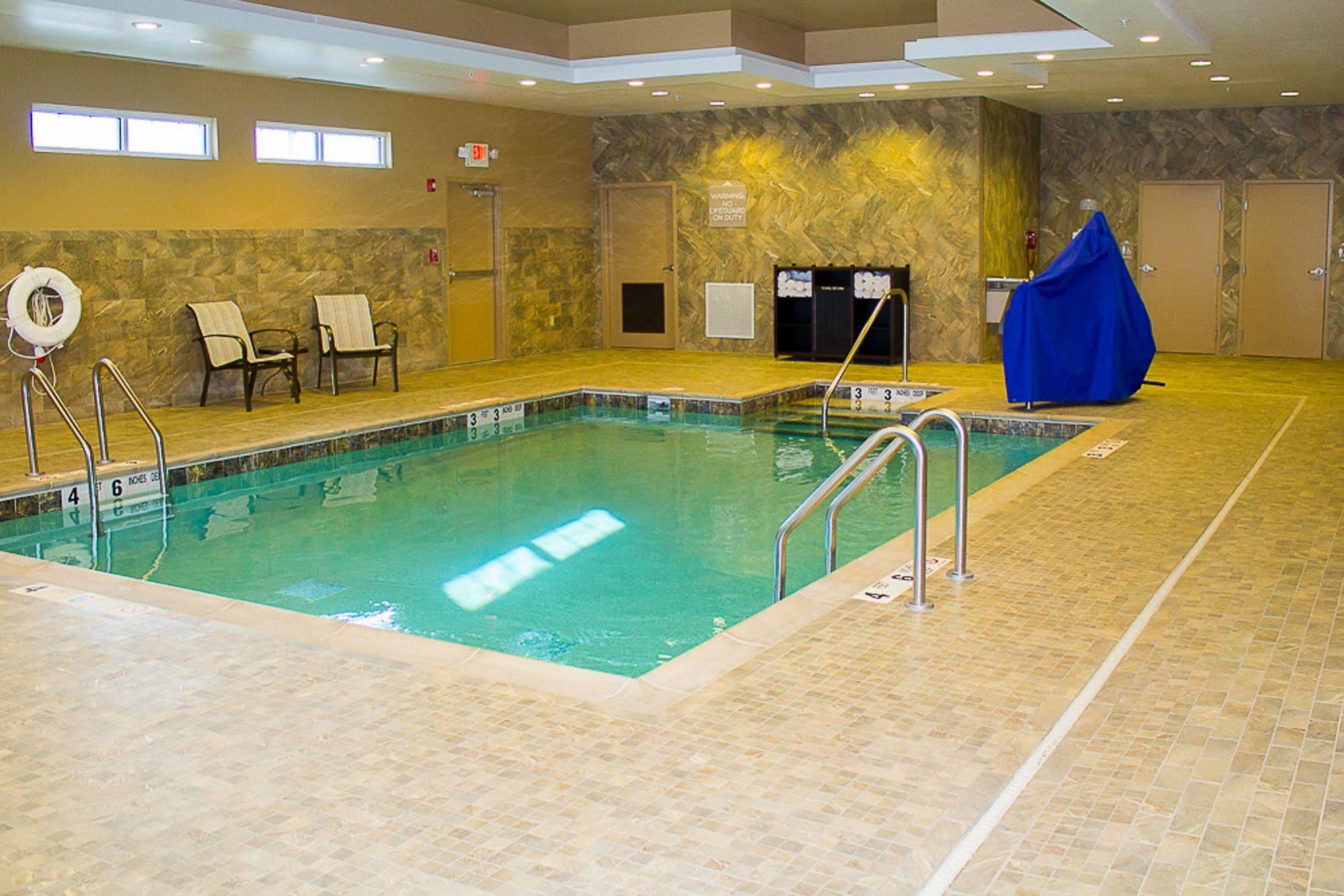 Microtel Inn & Suites By Wyndham - פן יאן מראה חיצוני תמונה
